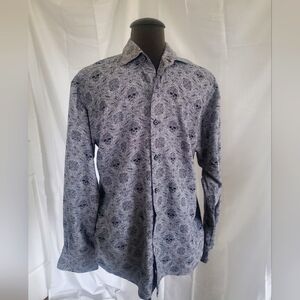 Visconti Black Skull Print Button-Up Shirt gray.   Sz Medium